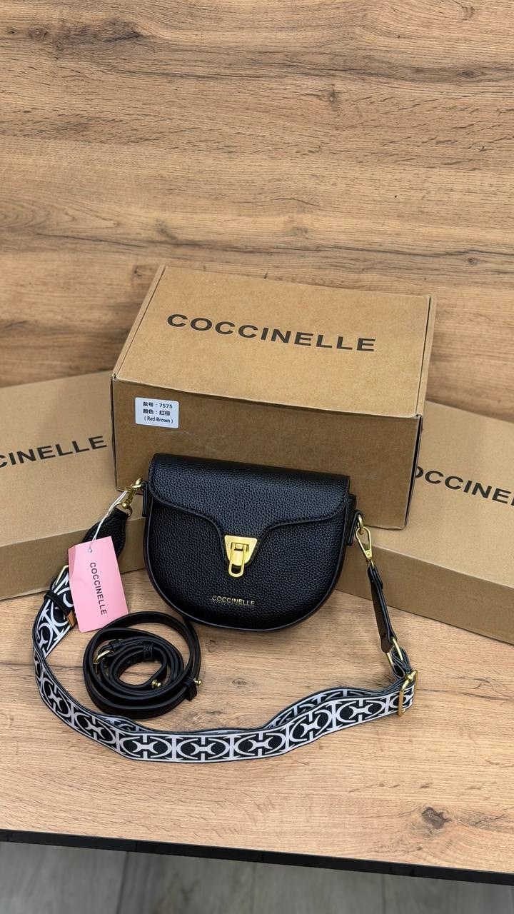 coccinelle сумка кросс-боди на плечо beat soft,женская сумка coccinelle,сумка "coccinelle",женская кросс-боди сумка coccinelle beat soft,coccinelle сумка на плечо кросс-боди