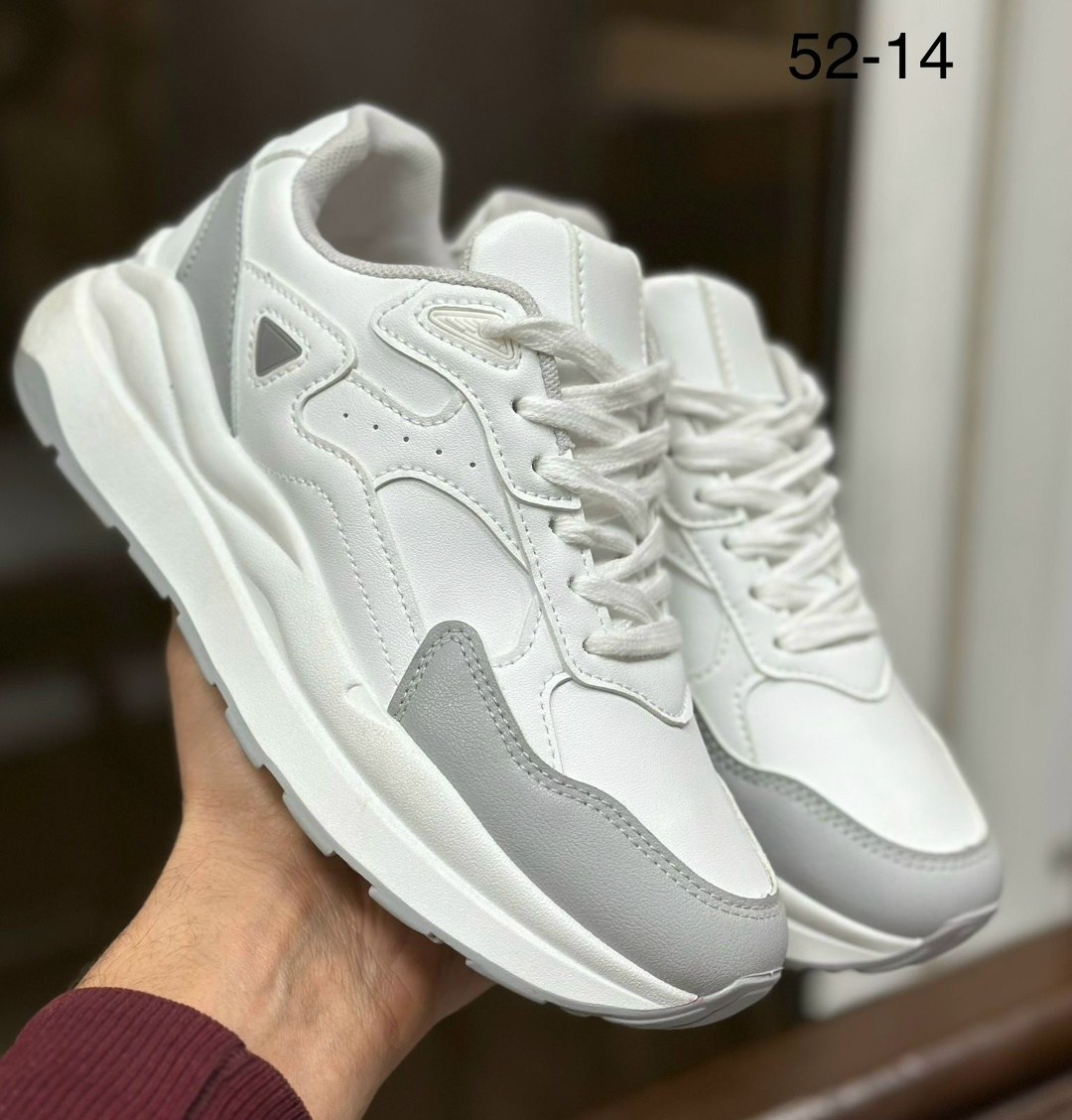 ,кроссовки женскиe,модные кроссовки,массивные кроссовки,стильные кроссовки