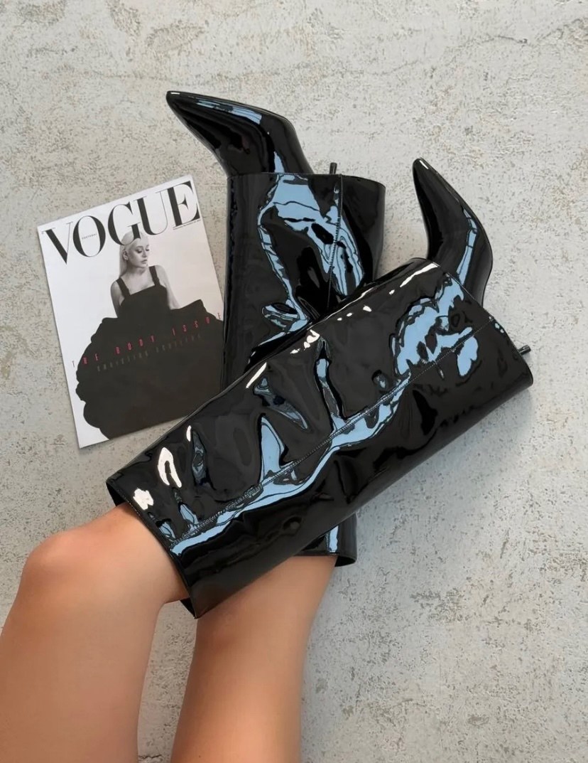 модные женские лакированные сапоги выше колена,сапоги модные,женские сапоги,сапоги трубы на каблуке лаковые еврозима valentina wang,сапоги