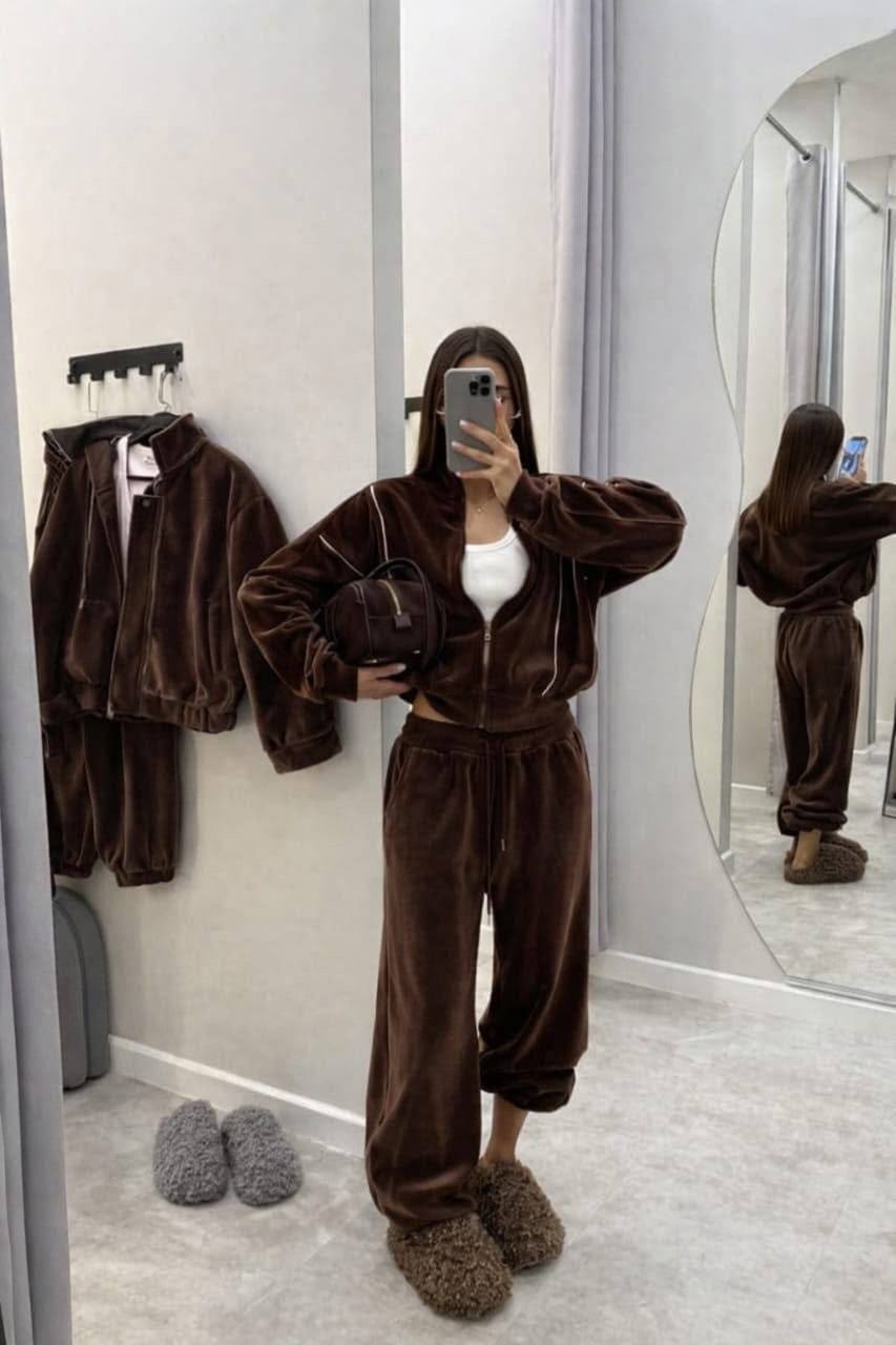 велюровый костюм,спортивный велюровый костюм,велюровый костюм женский,стильные велюровые костюмы женские,костюм спортивный велюровый женский