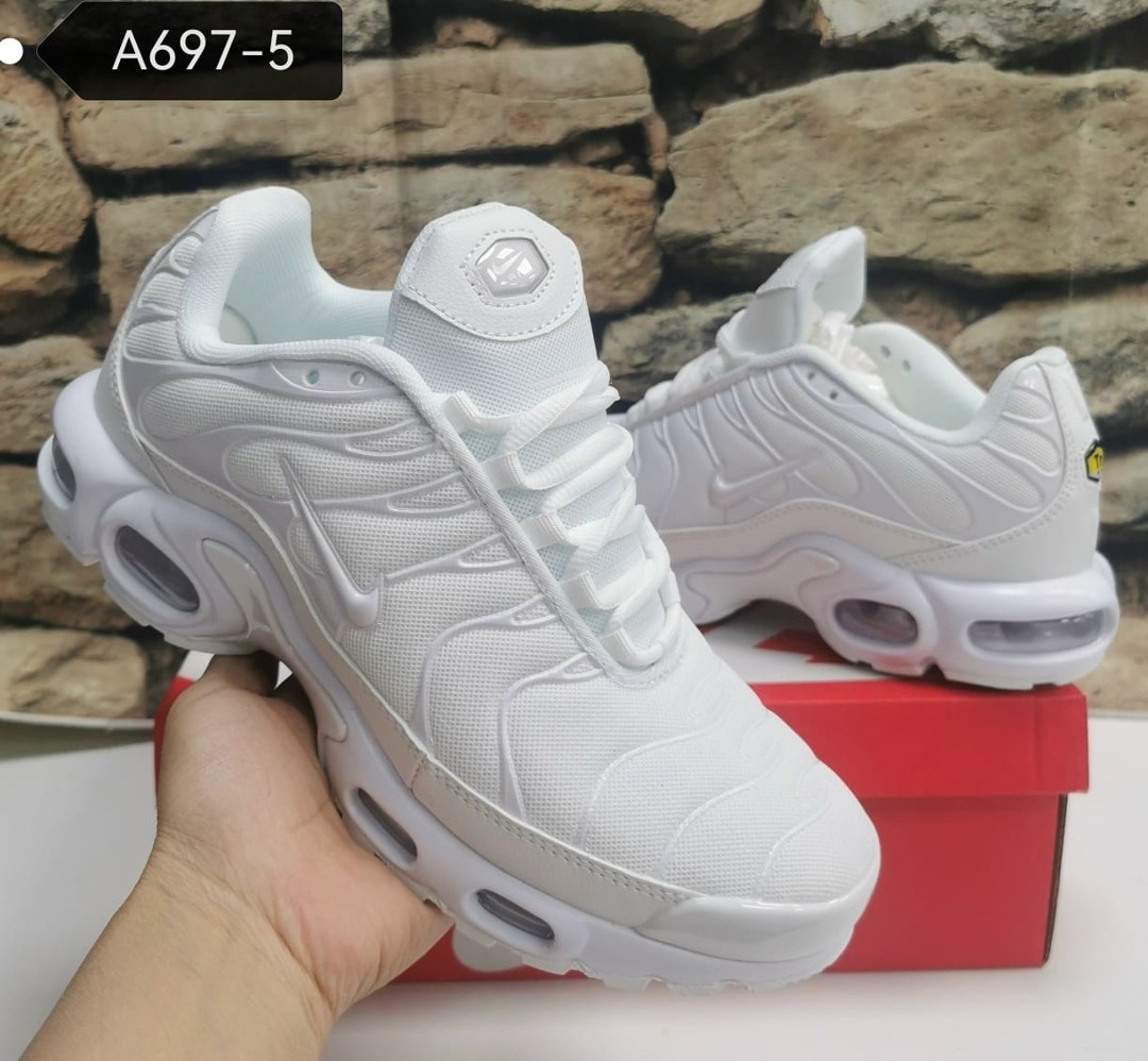 nike air max tn plus white,кроссовки мужские nike air max tn белые,кроссовки nike air max plus tn,кроссовки,nike air max tn plus