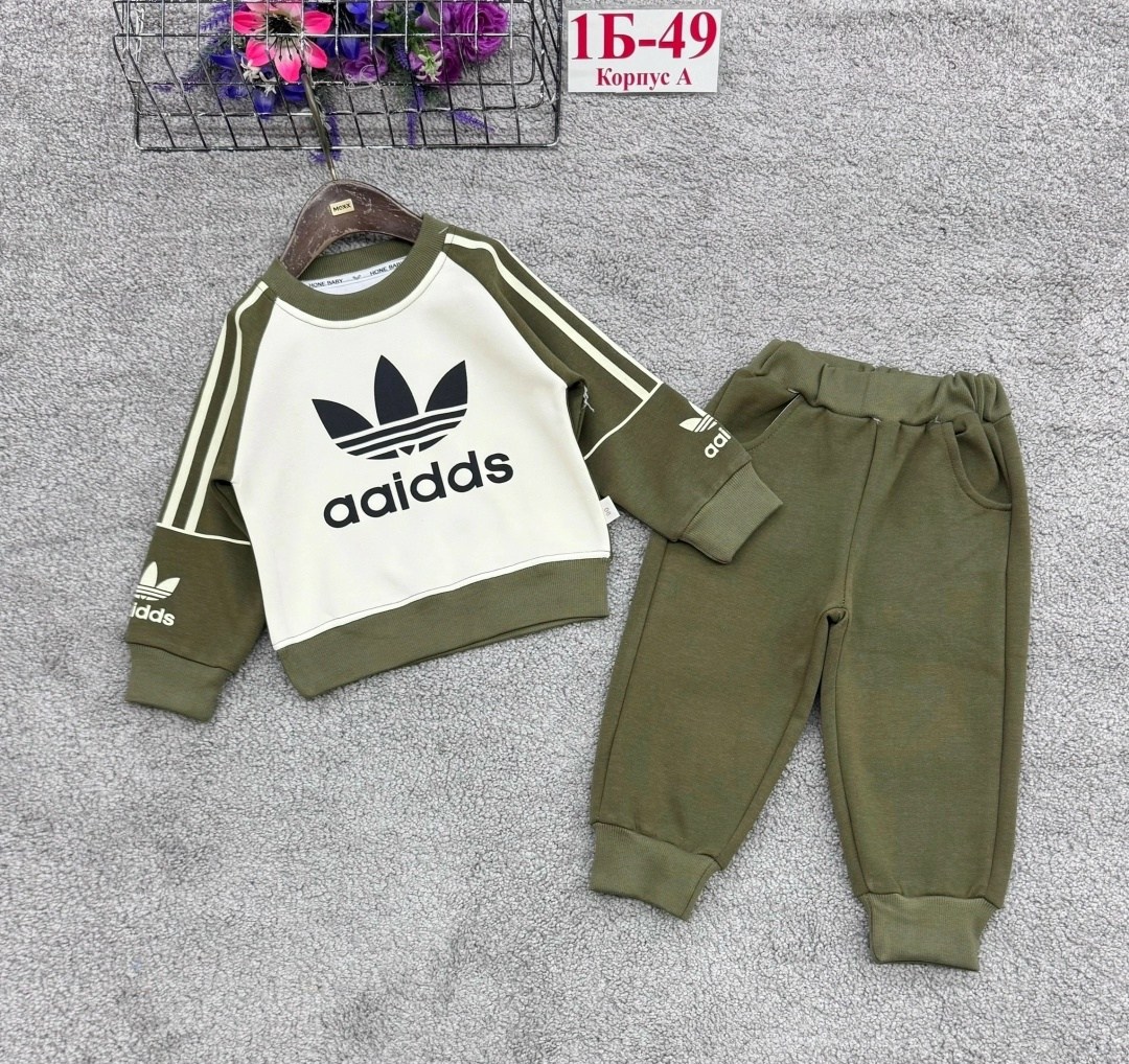 детский спортивный костюм trefoil crew se adidas originals черный,костюм спортивный тройка адидас детский,детские спортивные костюмы адидас черный,спортивный костюм adidas originals,костюм адидас