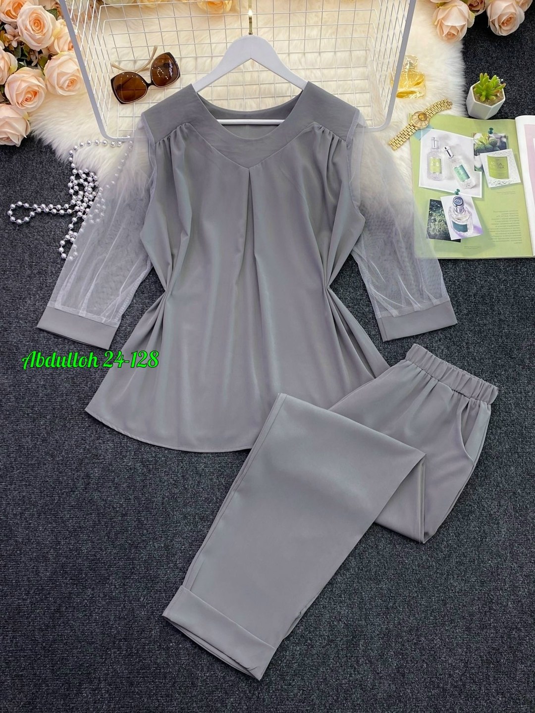 женские брючные костюмы больших размеров,костюм женский,брючный костюм женский 52 54,женские костюмы больших размеров,брючный костюм женский большие размеры