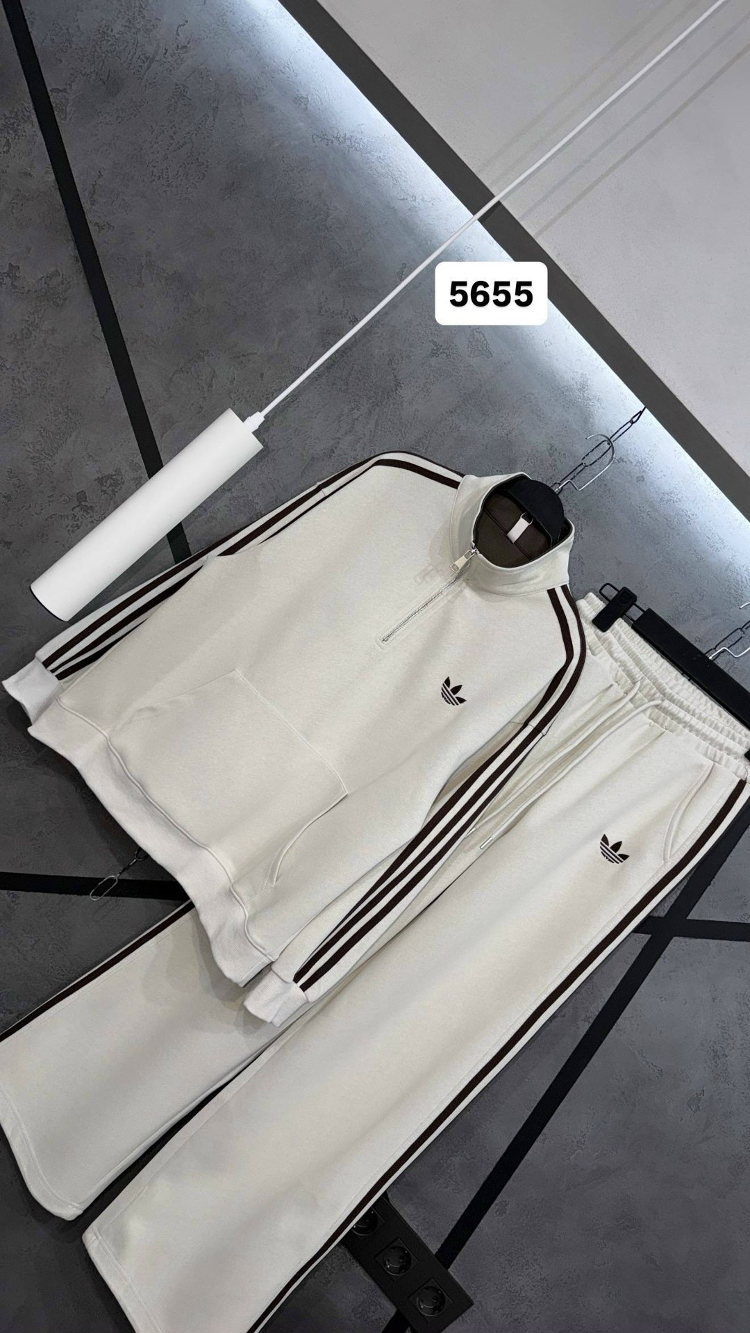 спортивный костюм adidas,мужской спортивный костюм adidas,спортивный костюм адидас 2026,спортивные костюмы адидас,спортивный костюм adidas originals