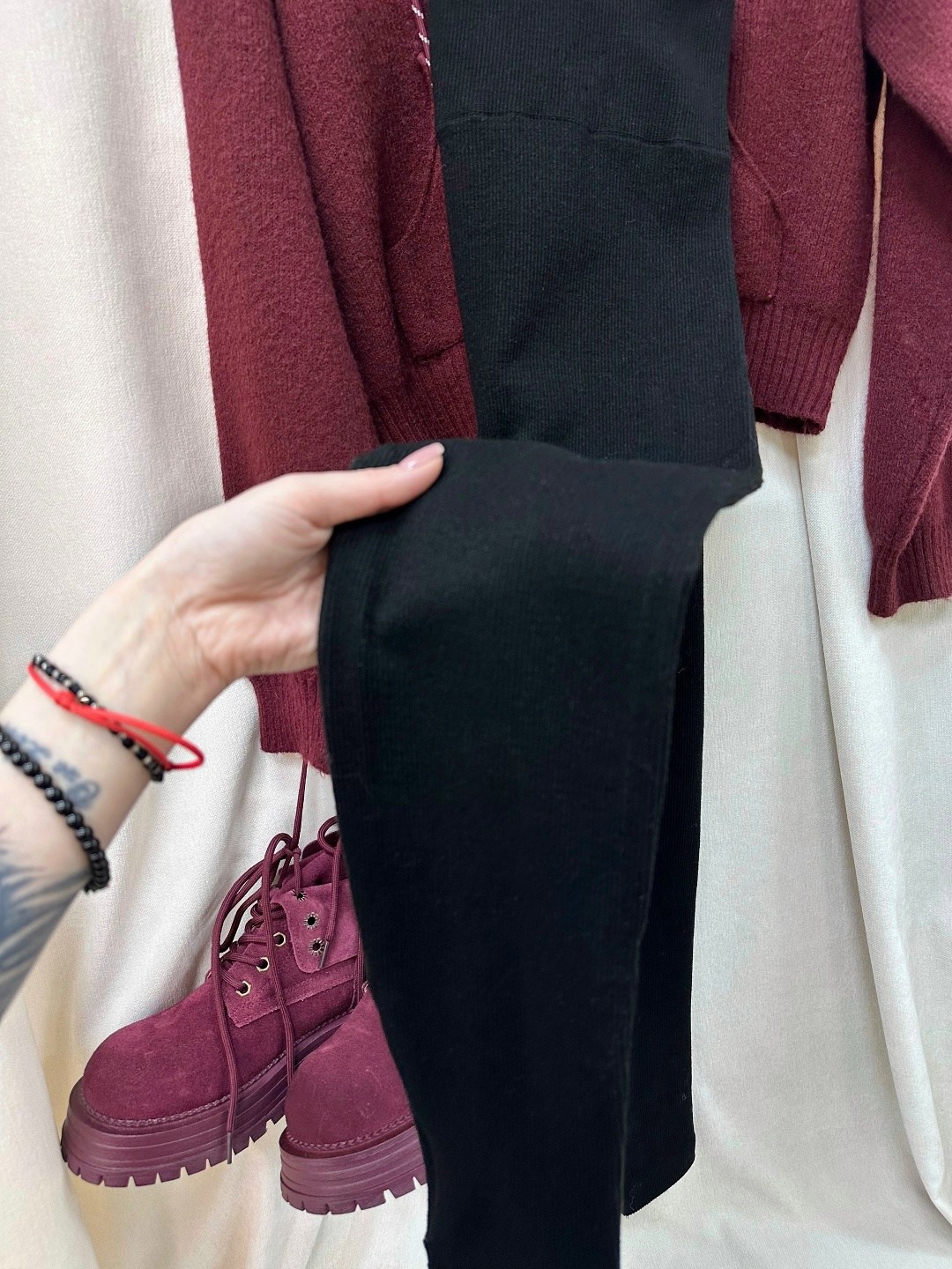 зимний стиль,толстовка оверсайз,модные зимние наряды,теплая кофта,оверсайз свитшот