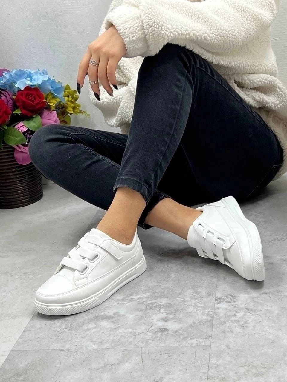 ,кроссовки женские на липучке,кроссовки женскиe,женские кроссовки на шнуровке,белые кеды экко на липучке