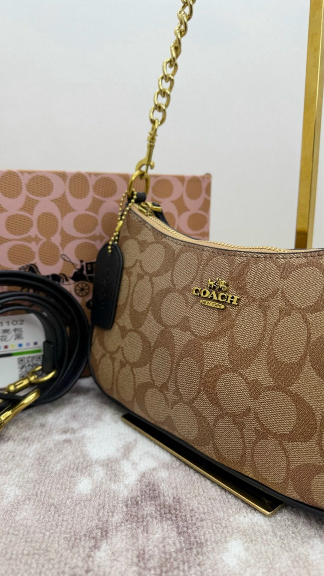 женская сумка coach,сумка через плечо coach,сумка coach,брендовая сумка через плечо coach,сумка coach на плечо
