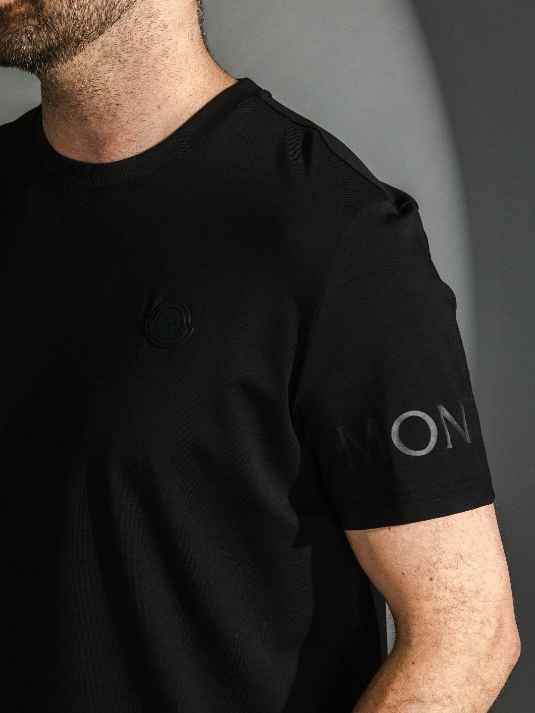 футболки мужские,мужская футболка черная,футболка,универсальные футболки,классическая мужская футболка