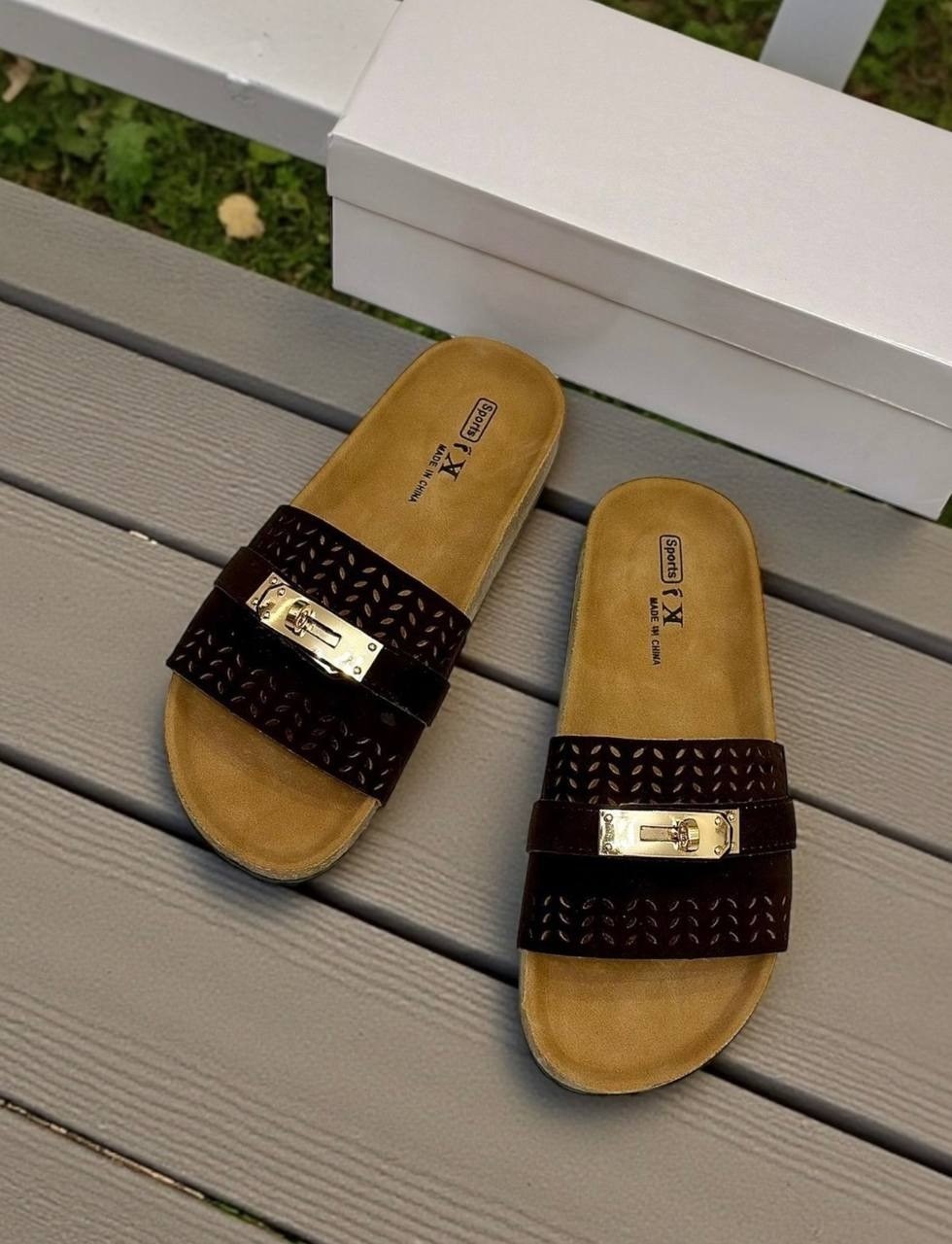 шлепанцы женские,,шлепки прада,тапочки модные,сандали