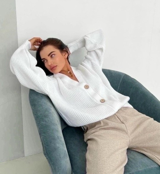 кардиган вязаное,вязаный женский кардиган,кардиган,джемпер кардиган,вязаный кардиган на пуговицах