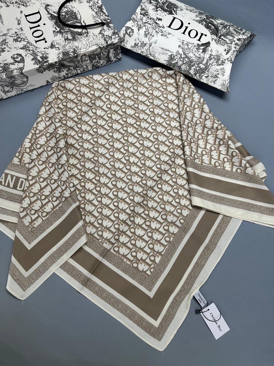брендовый платок,платки женские,платок dior из шелка,платок шелковый женский,стильные платки