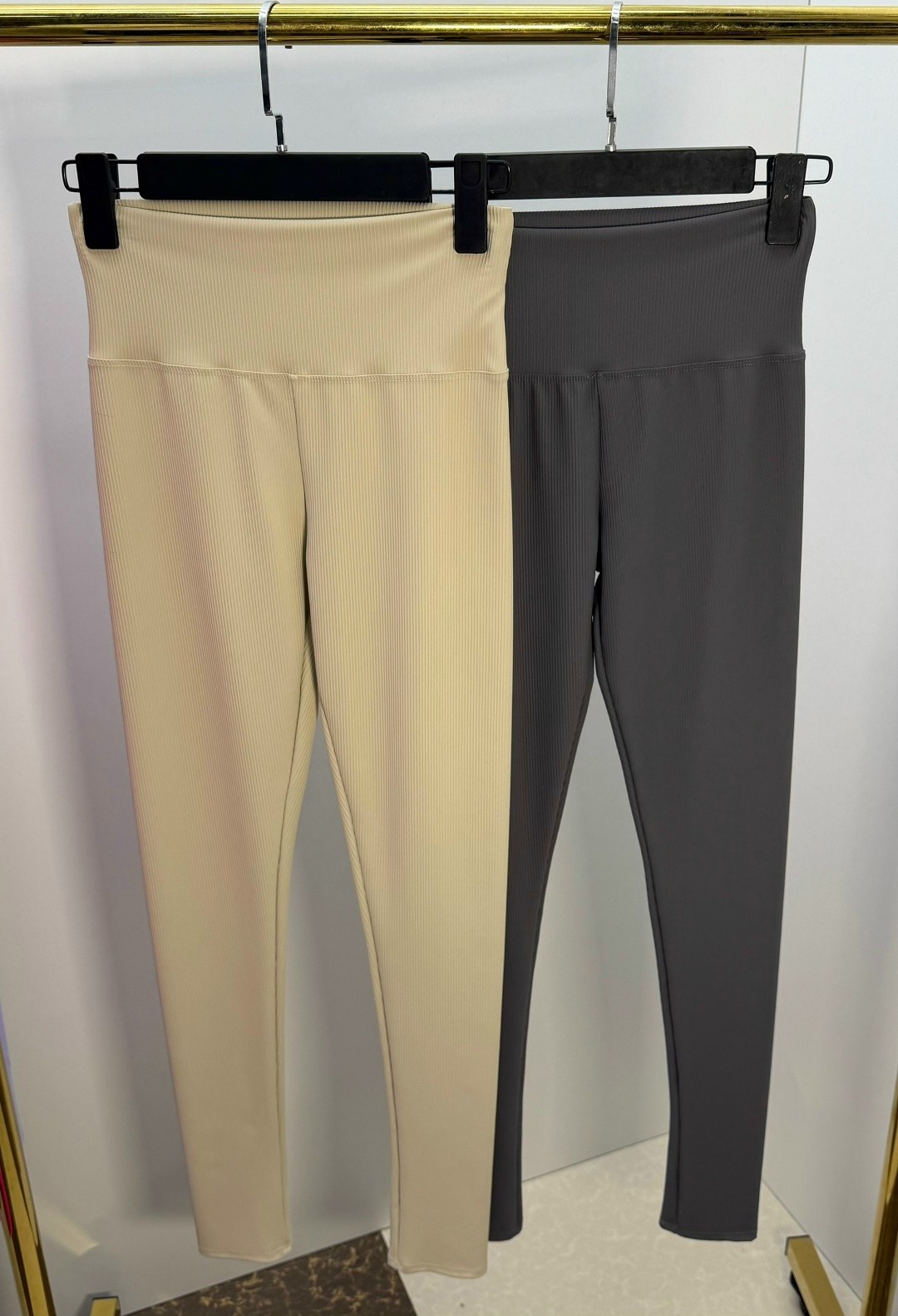 лосины в рубчик,легинсы женские,леггинсы в рубчик,спортивные легинсы,легинсы