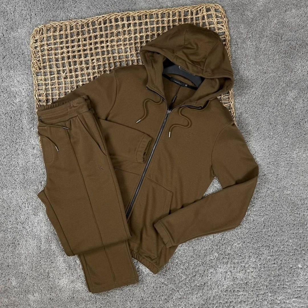 спортивный костюм brunello cucinelli,спортивные костюм,костюм на флисе,мужской спортивный костюм,спортивный костюм спортивные костюмы