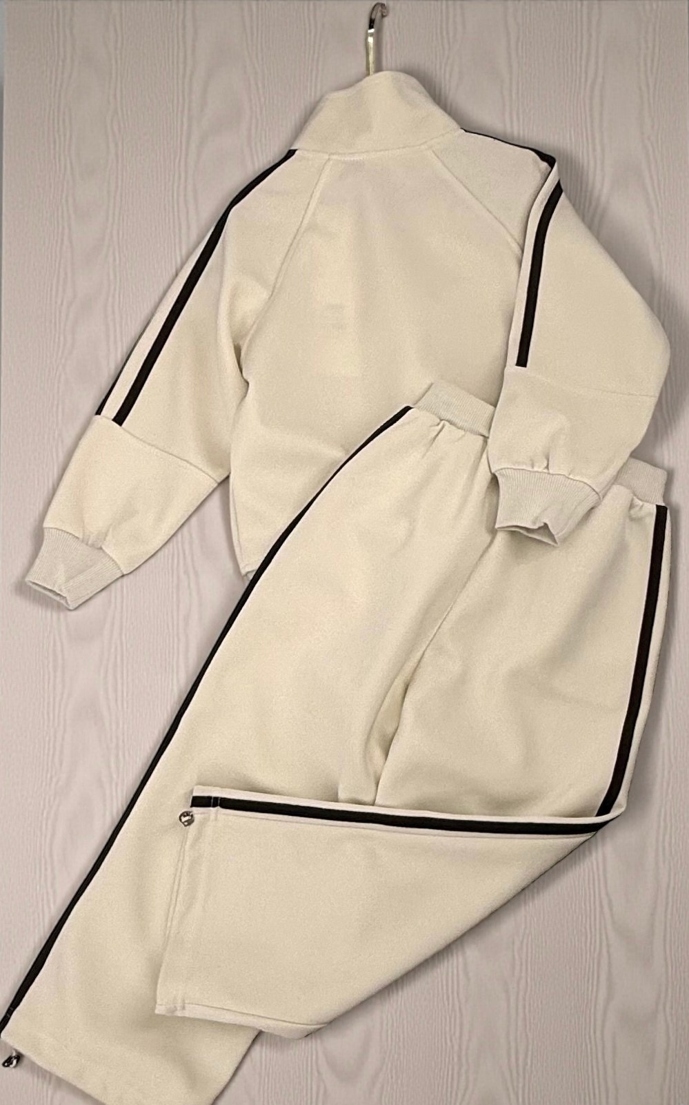 свитшот детский,свитшот и брюки,ребенок,одежда для детей,брюки для девочек