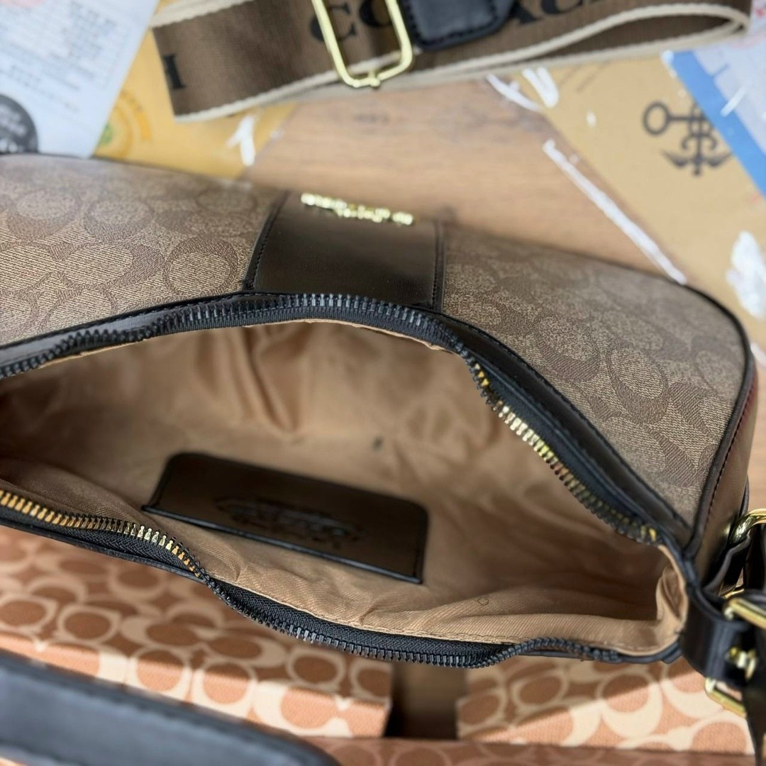 сумка coach,сумка coach на плечо,сумка женская coach,сумка женская coach из кожи,брендовая женская сумка coach