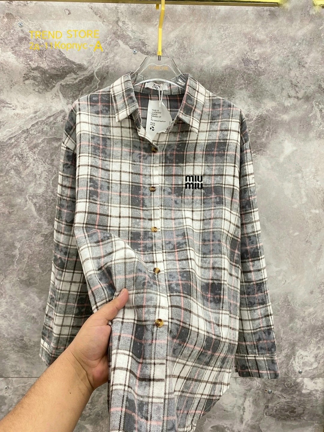 женская рубашка в клетку,рубашка в клетку,женская рубашка в клетку арт. 765065,рубашка в клетку женская miu miu,рубашка варёнка