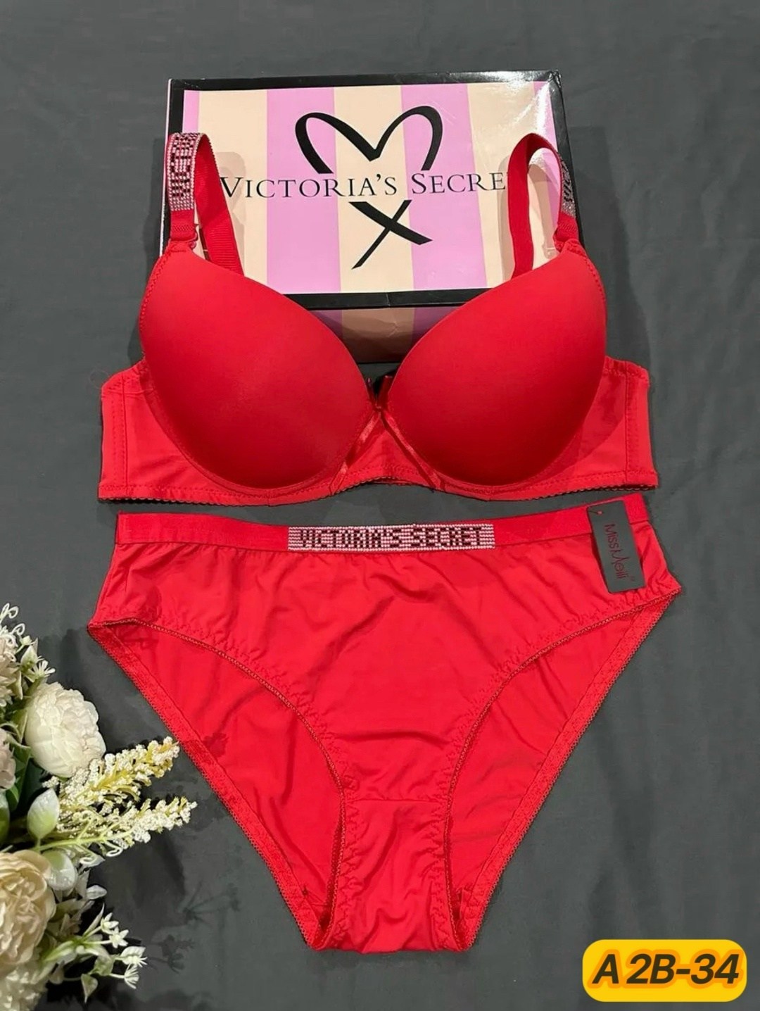 комплект нижнего белья женские,комплект нижнего белья,нижне бельё женское,белье нижнее,бюстгальтер комплект