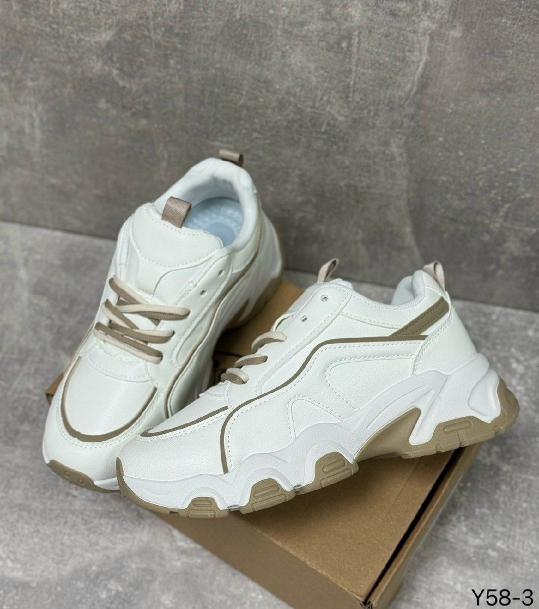 ,женские кроссовки,повседневные кроссовки,объемные кроссовки,кроссовка