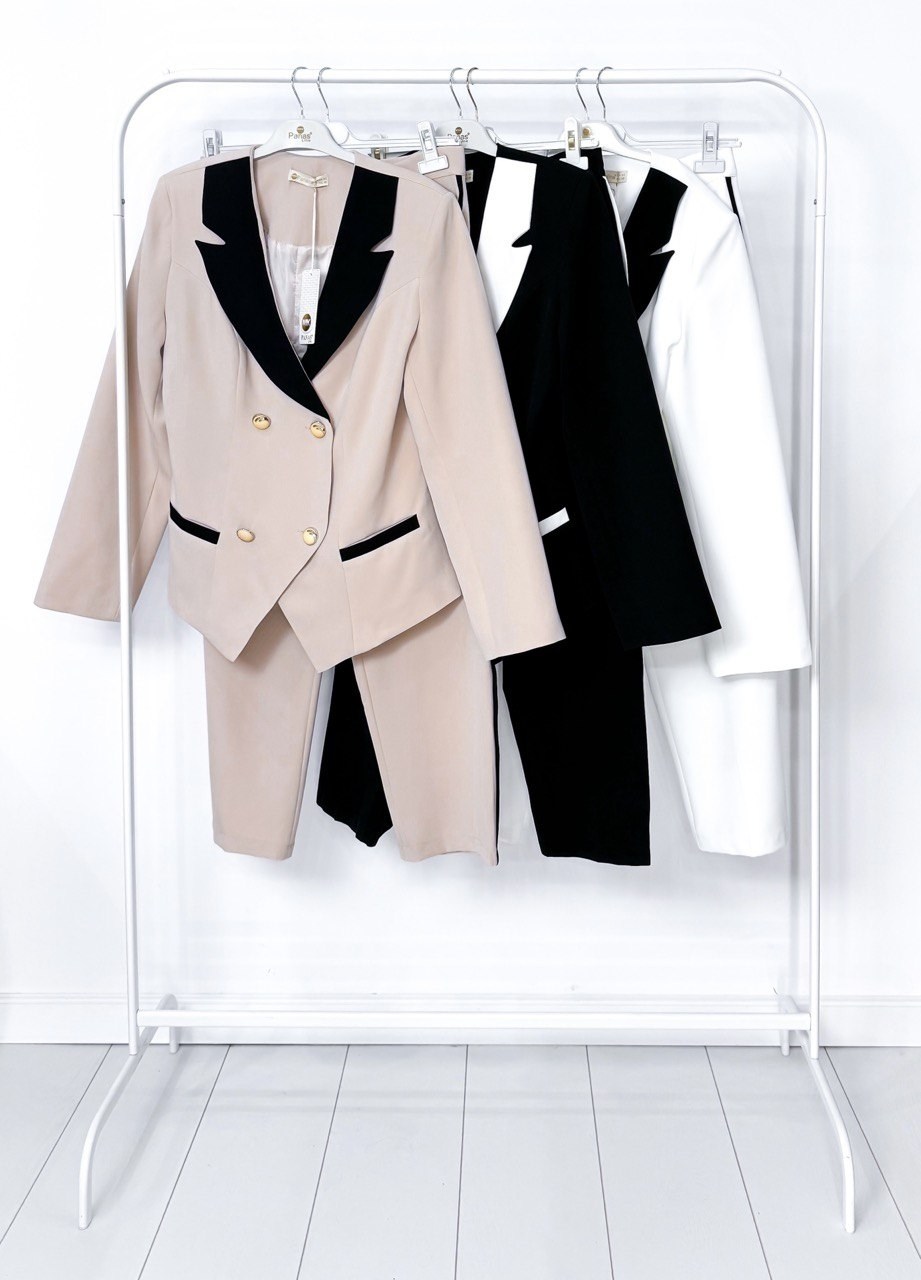 женский брючный костюм,брючный костюм,костюм белый брючный,брючный костюм классический,костюм женский