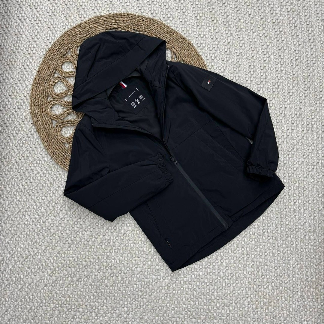 демисезонная куртка,куртка,легкая куртка,ветровка,куртка весенняя мужская