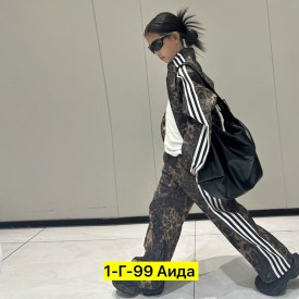 Костюм