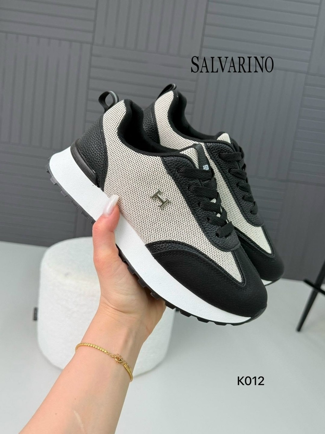 ,кроссовки женскиe,обуви,кроссовка,удобные кроссовки