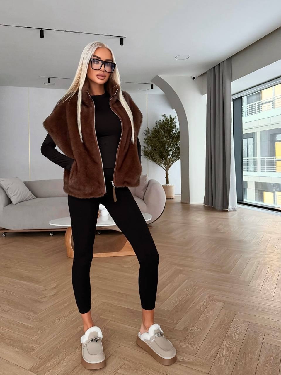 шубка,шуба,женские жилетки,меховой жилет,шуба искусственная