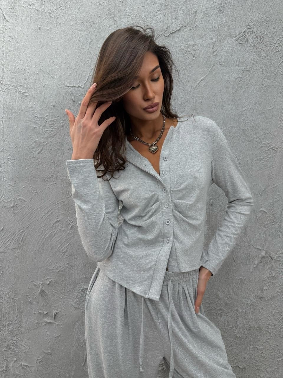 стильная кофта,женская кофта,кофта кардиган,кардиган с баской