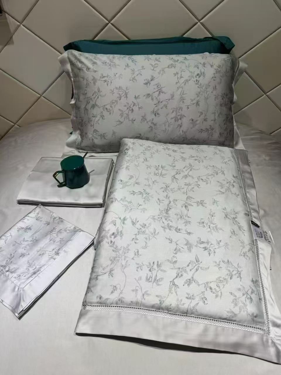 комплект постельного белья с одеялом blumarine,комплект постельного белья с одеялом,комплект постельного белья с готовыми одеялами,постельное белье комплект,комплект постельного белья la perla