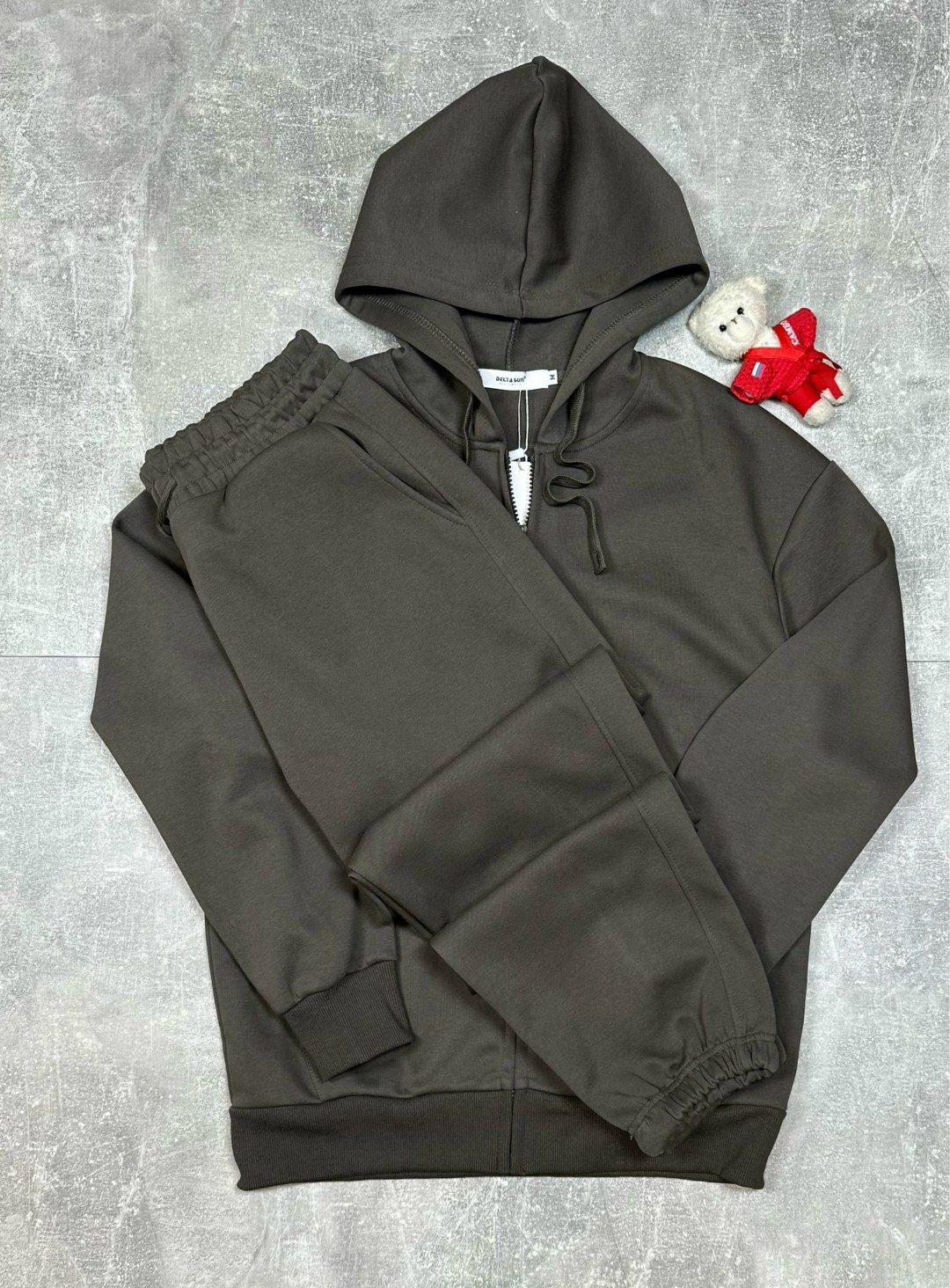 спортивный костюм brunello cucinelli,костюм спортивный,спортивный костюм мужской,спортивный костюм для мужчин,костюм на флисе мужской