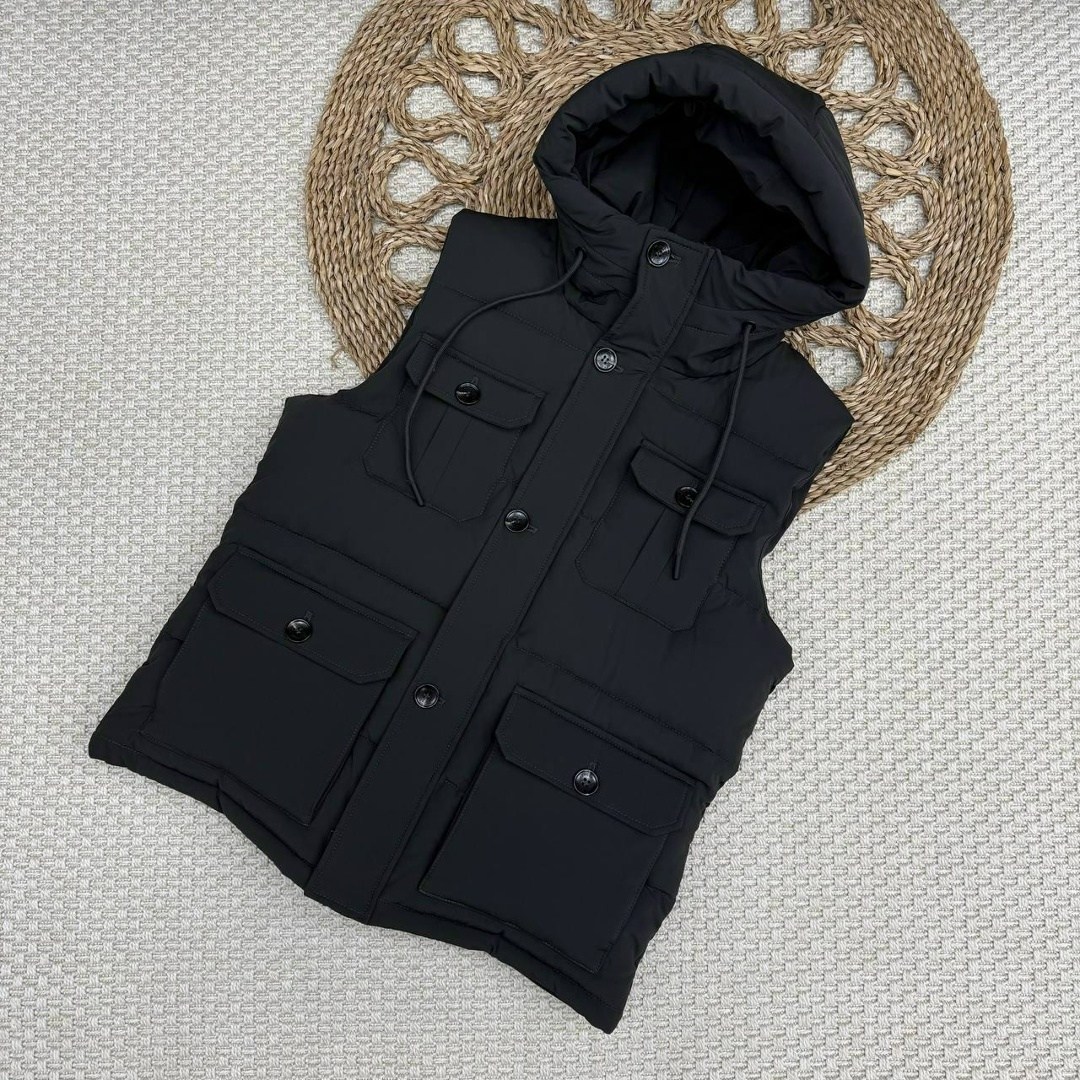 жилетка монклер синяя,детская жилетка монклер,жилетка moncler,жилетка монклер,монклер жилетка темно синяя