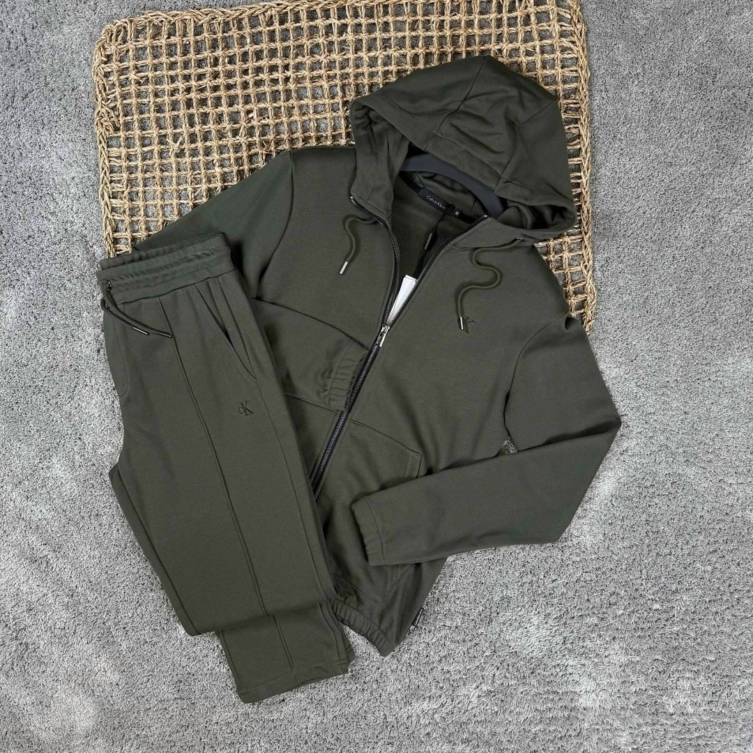 спортивный костюм brunello cucinelli,спортивные костюм,костюм на флисе,мужской спортивный костюм,спортивный костюм спортивные костюмы