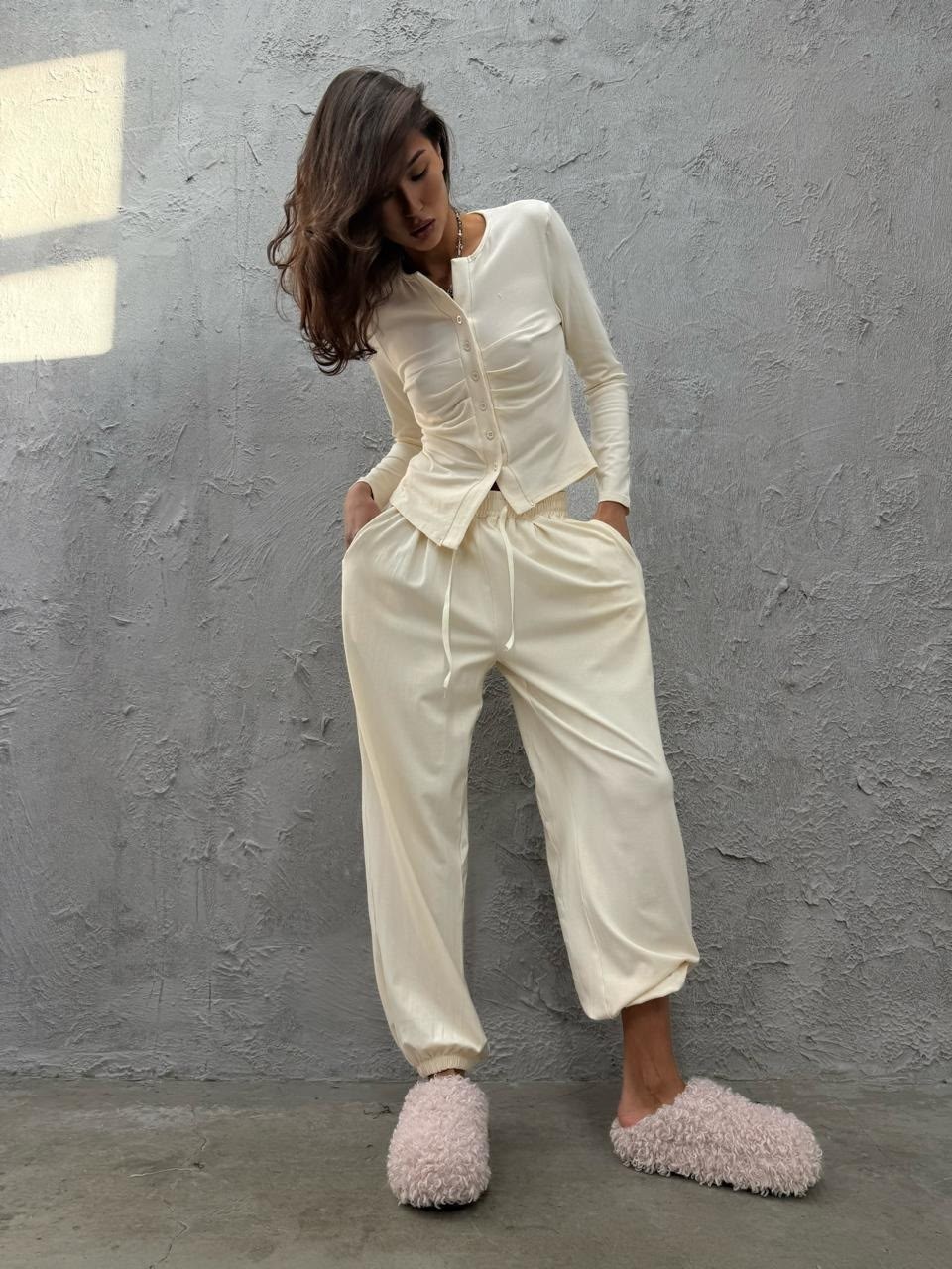 стильная кофта,женская кофта,кофта кардиган,кардиган с баской