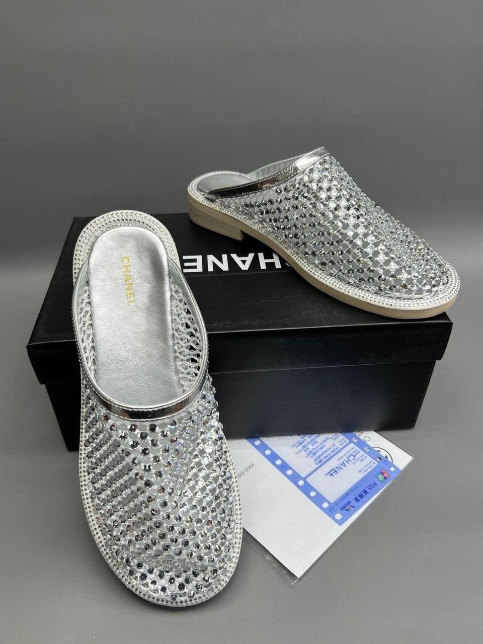 ,шлепанцы женские,модные шлепанцы,женские шлепанцы летние,шлепки женские