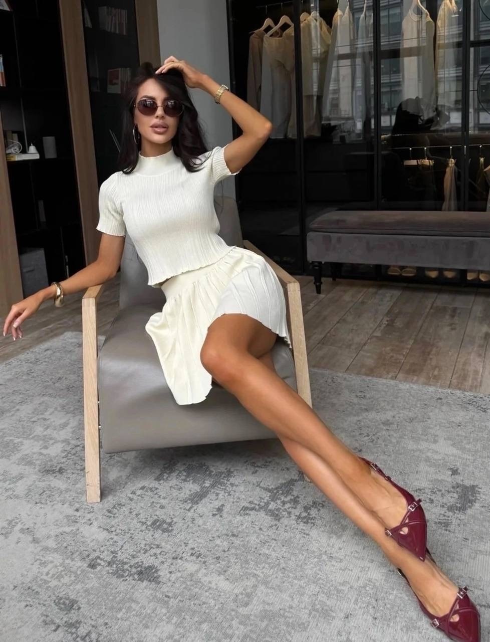 вязаный костюм с юбкой,костюм с юбкой плиссе,костюм с юбкой,кофта и юбка,костюм трикотажный с юбкой