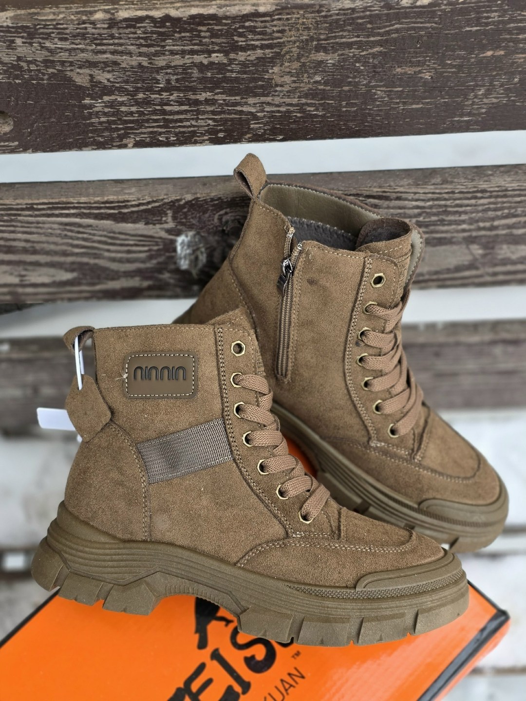 ,ботинки женские,ботинки модные,ботинки,женская