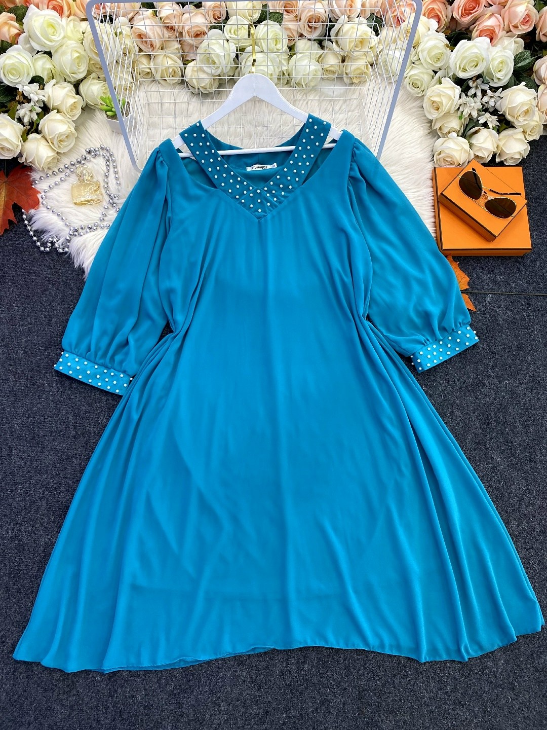 нарядное платье,платье,женское платье,модное платье,платье