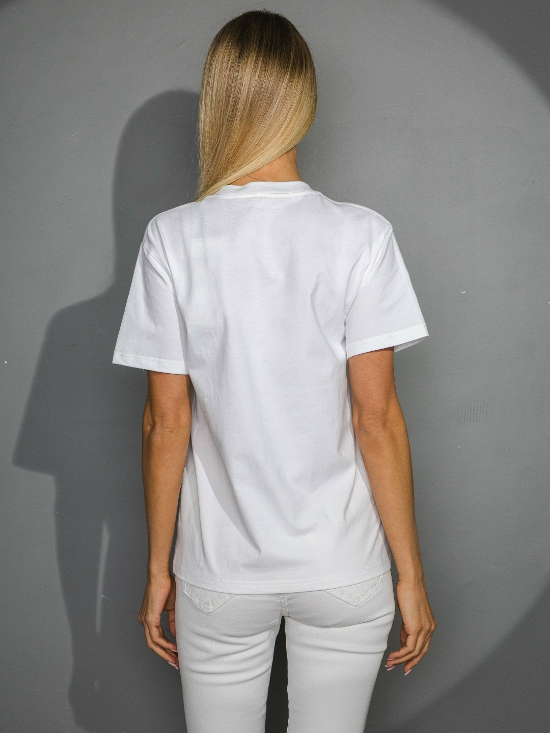 футболки женская,футболки женские с принтом,базовая женская футболка,футболка белая с,белая женская футболка