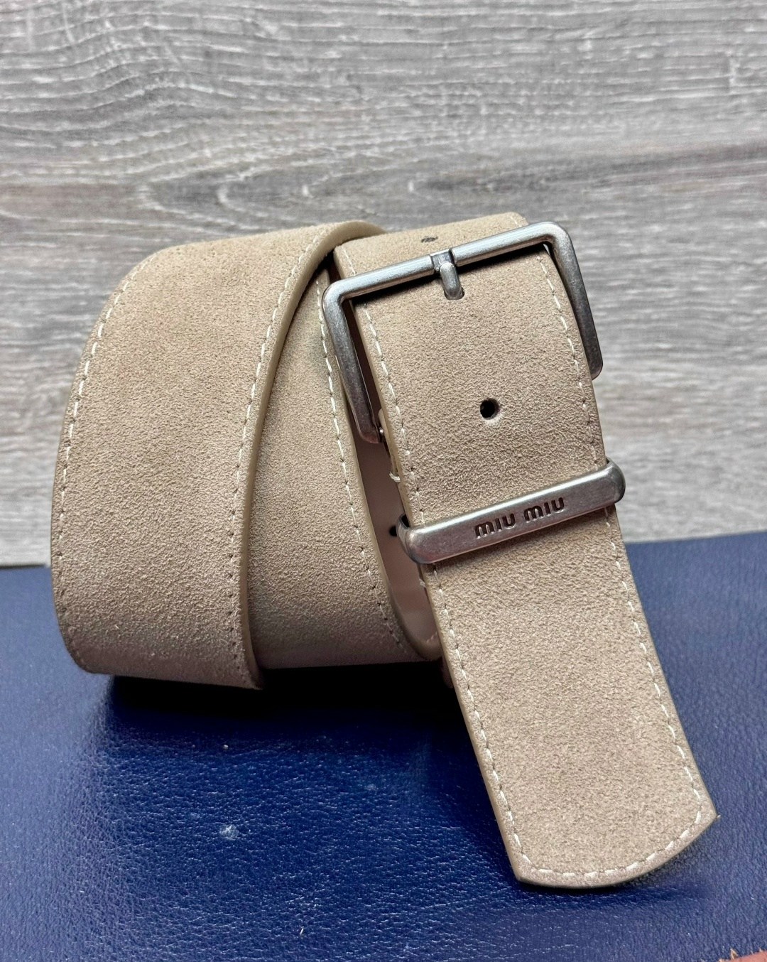 ремень miu miu,ремень женский натуральная замша,женские ремни,ремень из натуральной замши,замшевый ремень