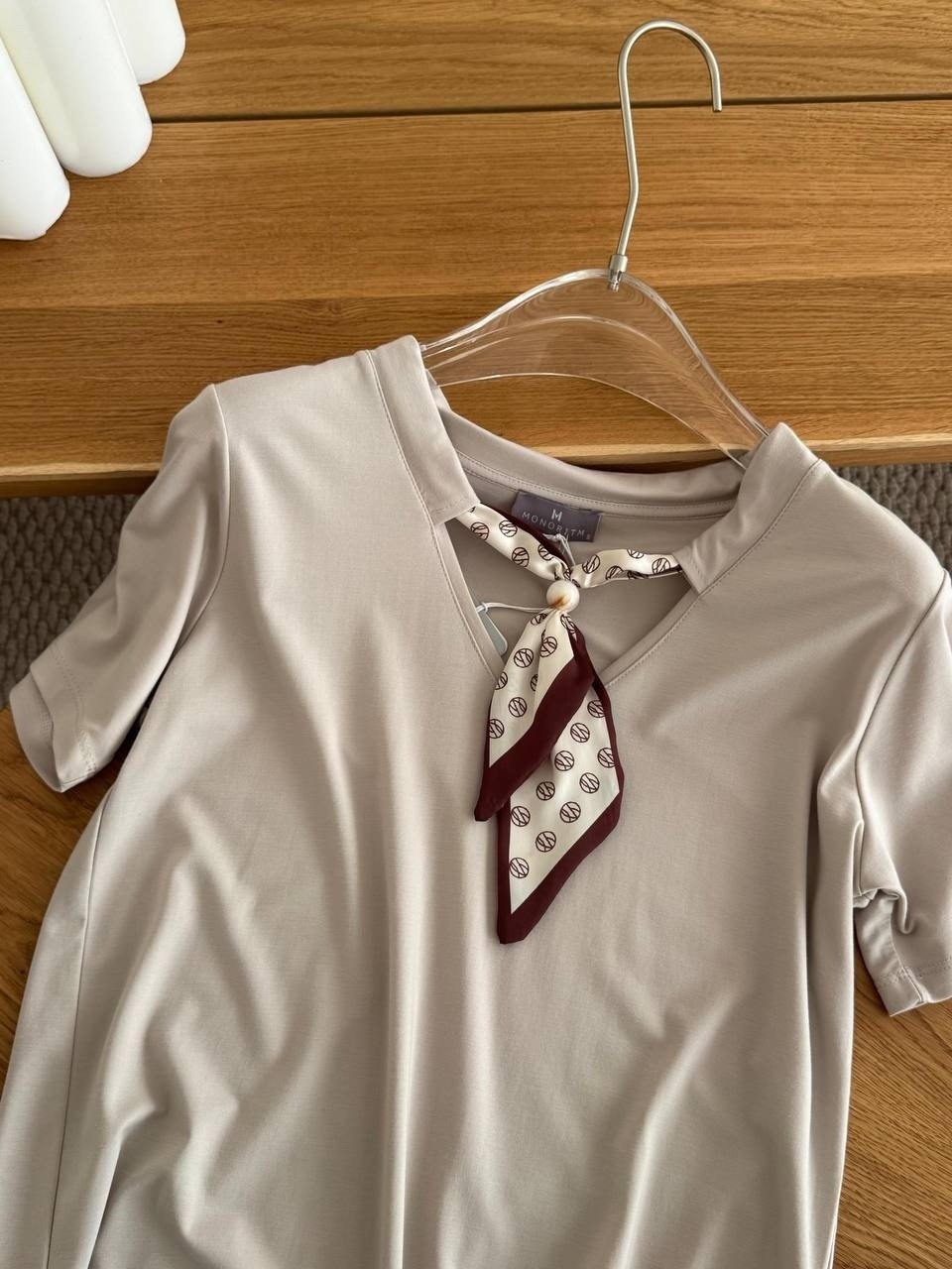 шелковый шарф,шарфы для женщин,шарф женский,женский шелковый шарф,шарф на шее