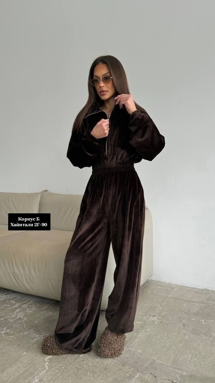 женский велюровый комбинезон 42/48р,комбинезон из королевского велюра,велюровый женский комбинезон,стильный комбинезон женский велюровый,женский комбинезон из велюра