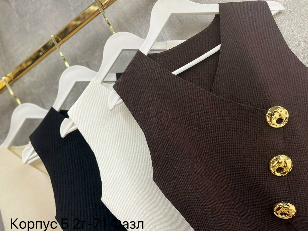 женские жилеты,жилет,костюм,жилет приталенный,женские деловые костюмы