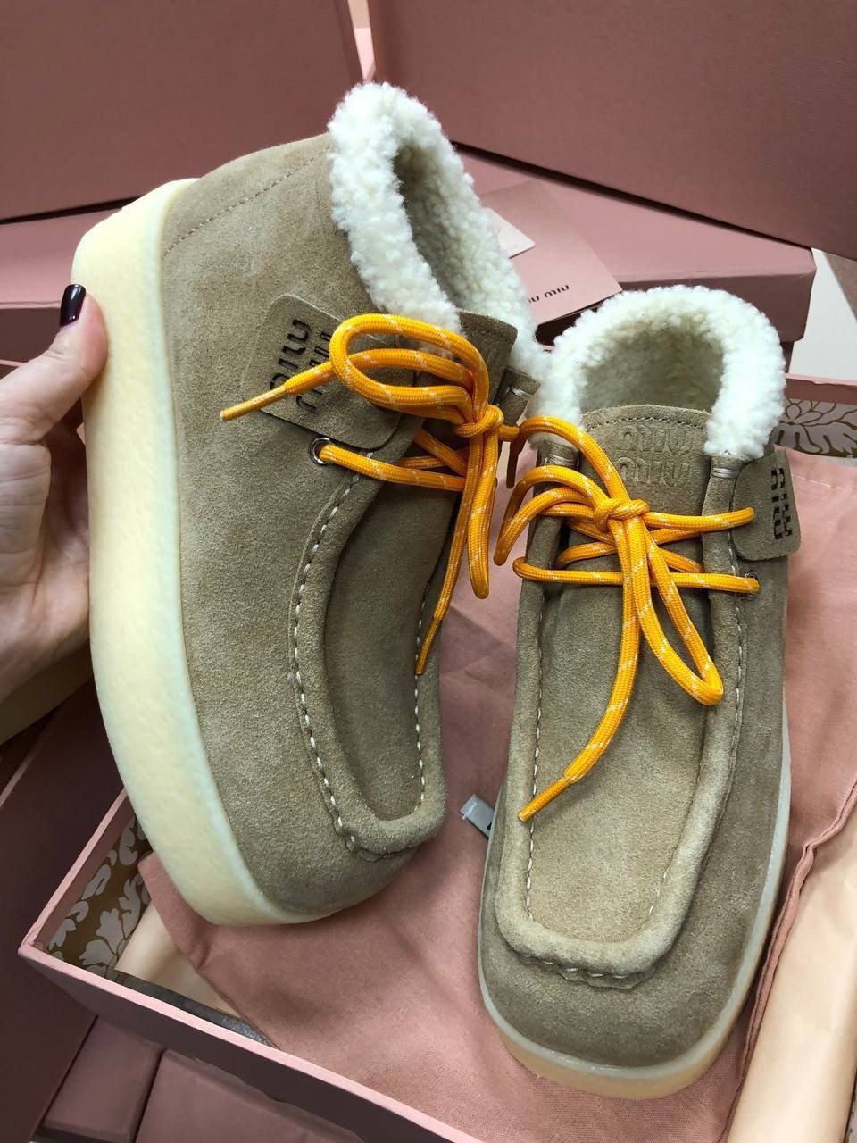 женская дубленка,стильная дубленка,стильная куртка,дубленка короткая,куртка дубленка