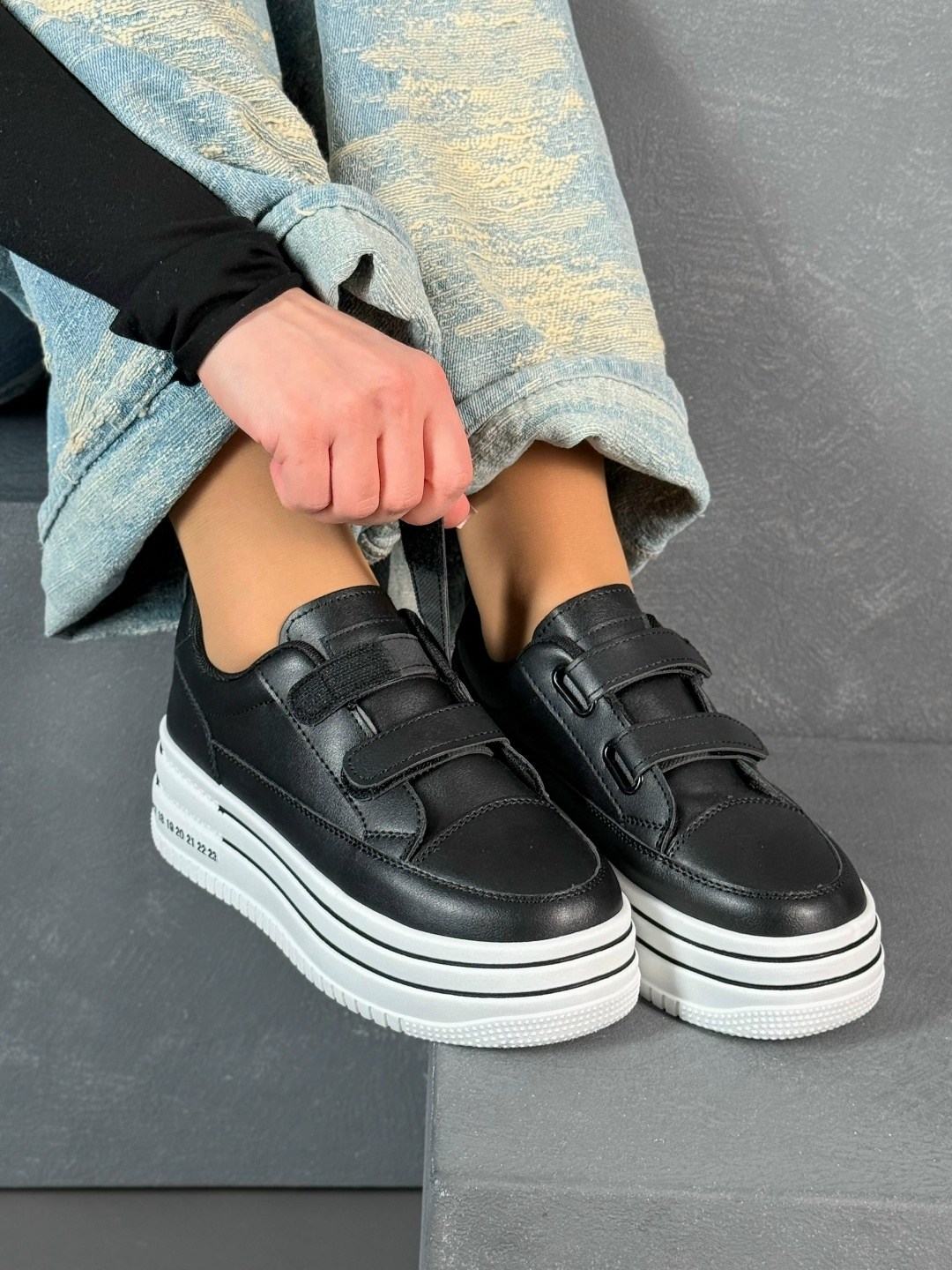 ,кроссовки на липучках женские,кеды пума на липучках женские кожаные белые,женские белые кроссовки,кроссовки женские