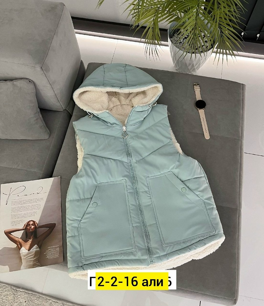 женская жилетка,жилет женский,жилетка женская теплая,жилет женский с капюшоном,жилетка женская утепленная