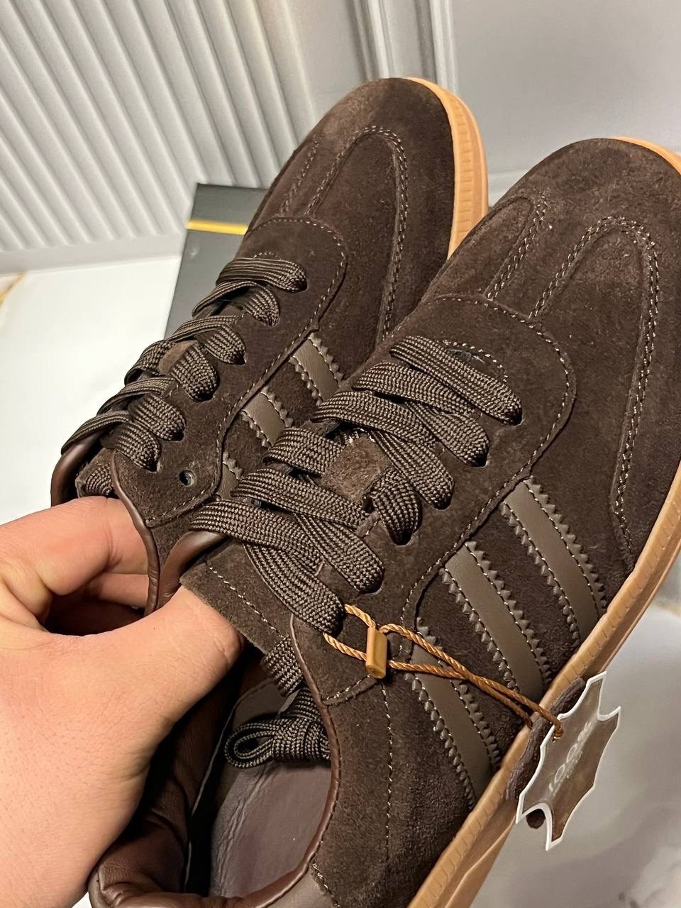 женские кроссовки из замши loro piana коричневые,замшевые кроссовки,,кеды замшевые,кроссовки из натуральной замши