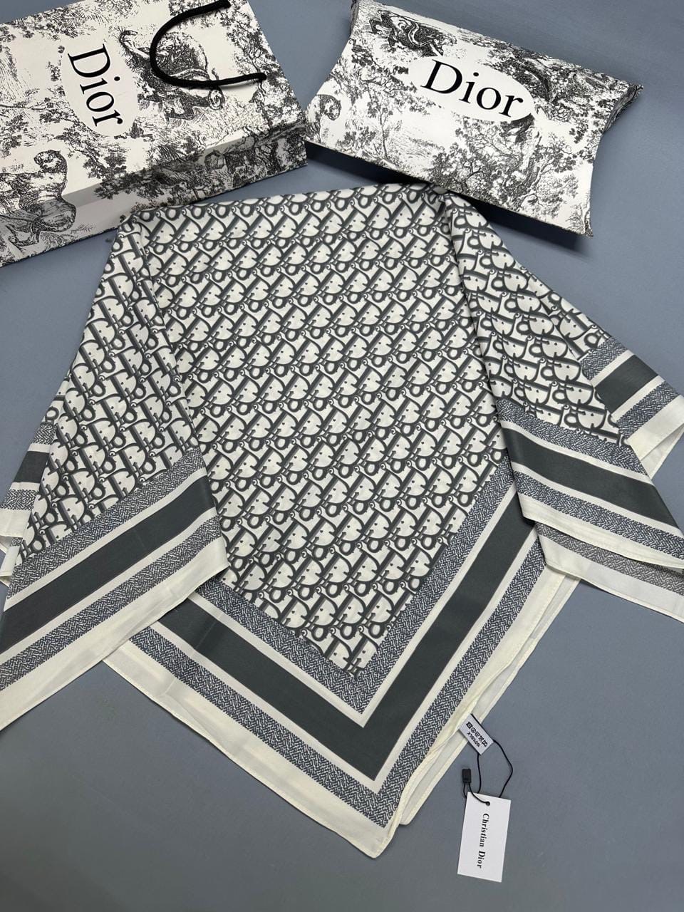 брендовый платок,платки женские,платок dior из шелка,платок шелковый женский,стильные платки