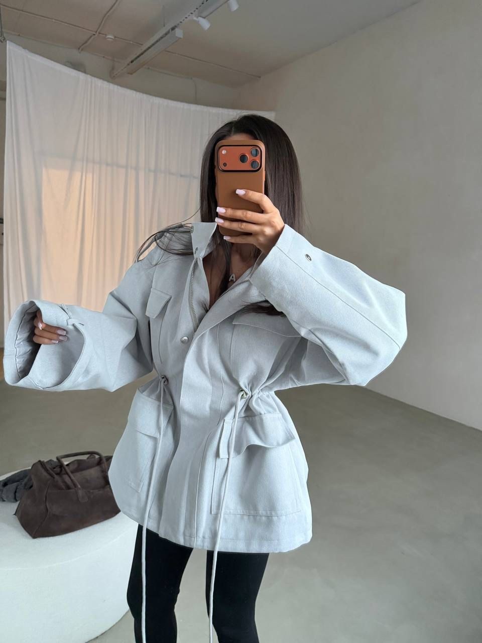 куртка стильная,куртка женская,белая куртка,белая куртка женская,куртка свободного кроя