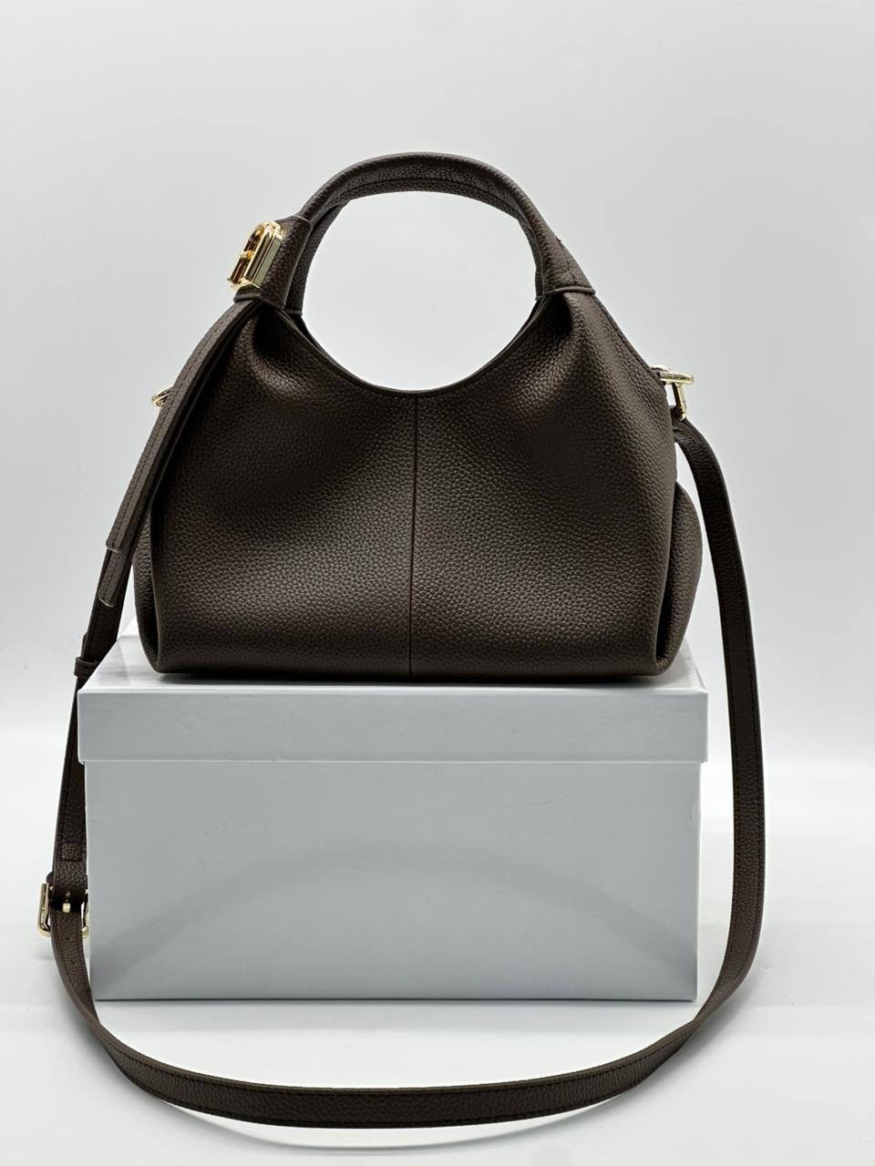 сумка женская,сумка,женская сумка furla натуральная кожа 100% оригинал,женская сумка furla натуральная кожа,стильная сумочка