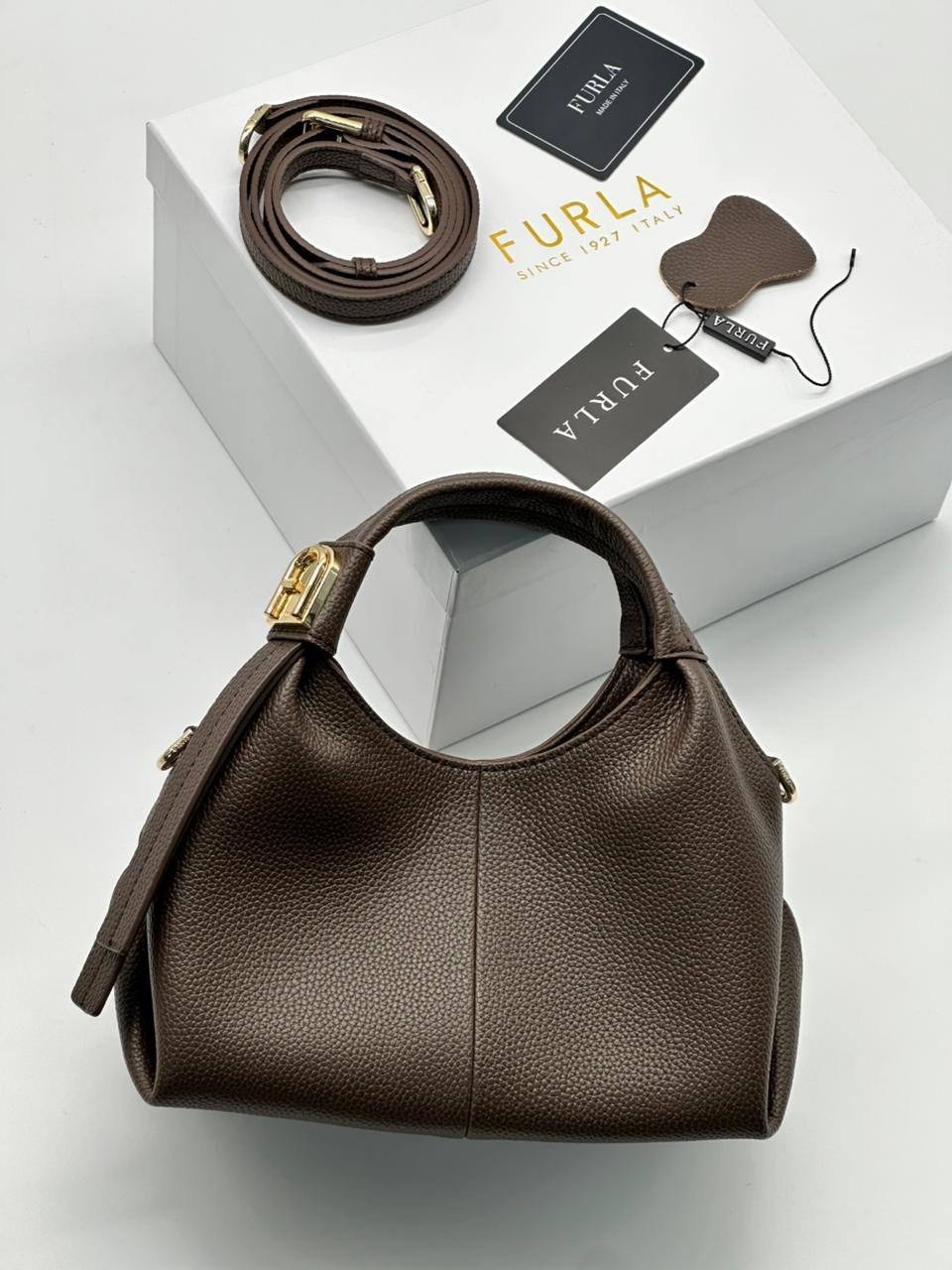 сумка женская,сумка,женская сумка furla натуральная кожа 100% оригинал,женская сумка furla натуральная кожа,стильная сумочка